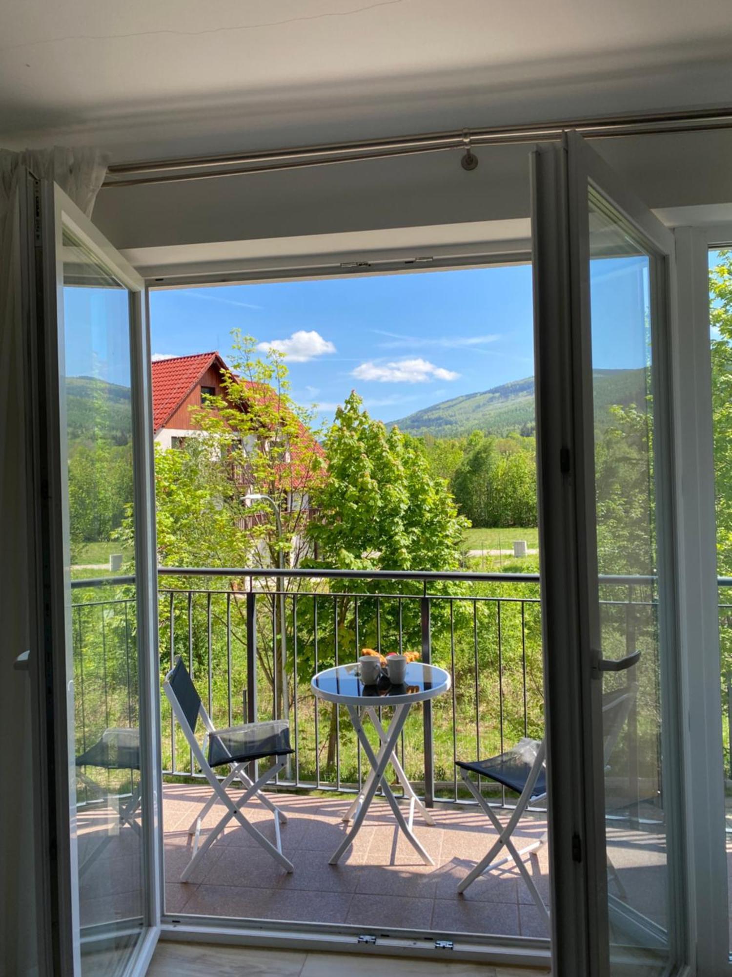 Wonder Home - Apartamenty W Malowniczej Okolicy, Z Balkonami I Widokiem Na Gory Karpacz Kültér fotó