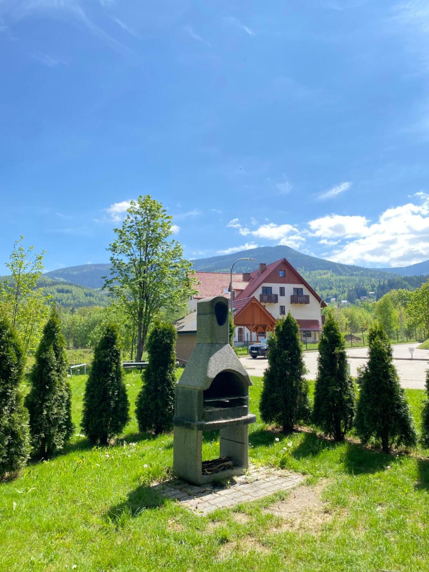 Wonder Home - Apartamenty W Malowniczej Okolicy, Z Balkonami I Widokiem Na Gory Karpacz Kültér fotó